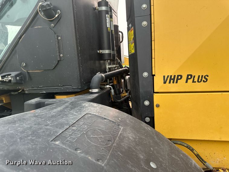 image for item EB2619 2012 Caterpillar 140M2 motor grader