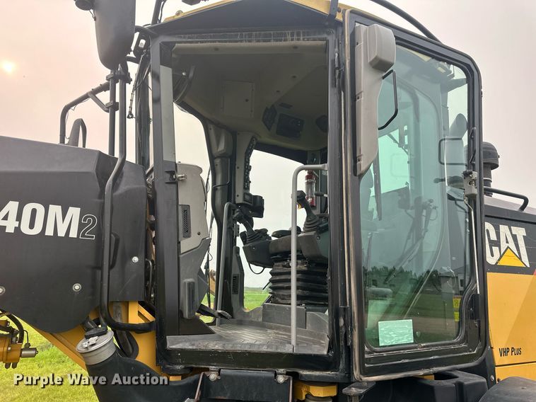 image for item EB2619 2012 Caterpillar 140M2 motor grader