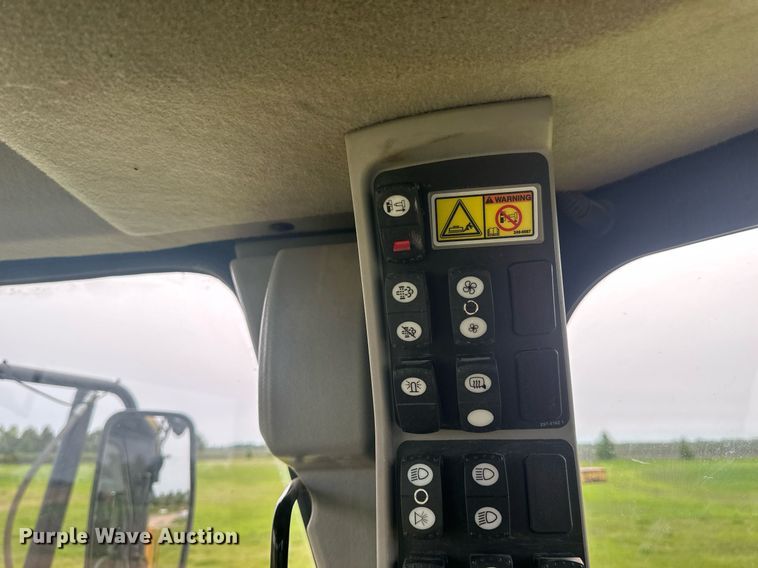 image for item EB2619 2012 Caterpillar 140M2 motor grader