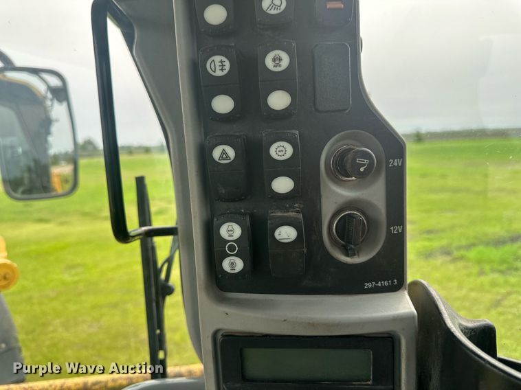 image for item EB2619 2012 Caterpillar 140M2 motor grader