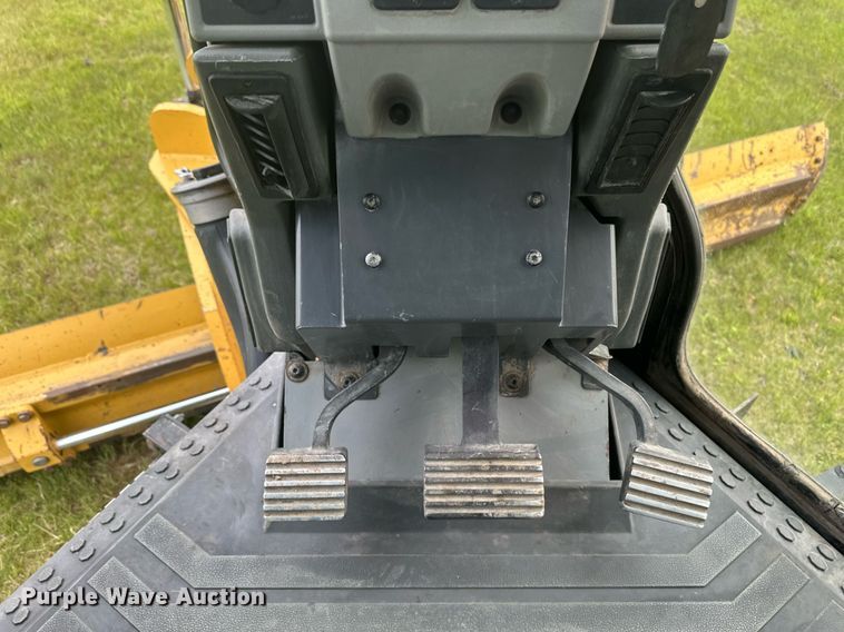 image for item EB2619 2012 Caterpillar 140M2 motor grader