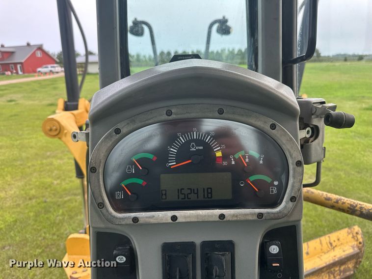 image for item EB2619 2012 Caterpillar 140M2 motor grader