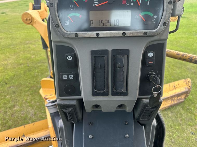 image for item EB2619 2012 Caterpillar 140M2 motor grader