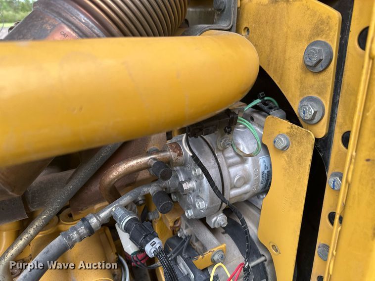 image for item EB2619 2012 Caterpillar 140M2 motor grader