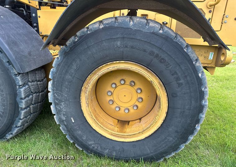 image for item EB2619 2012 Caterpillar 140M2 motor grader