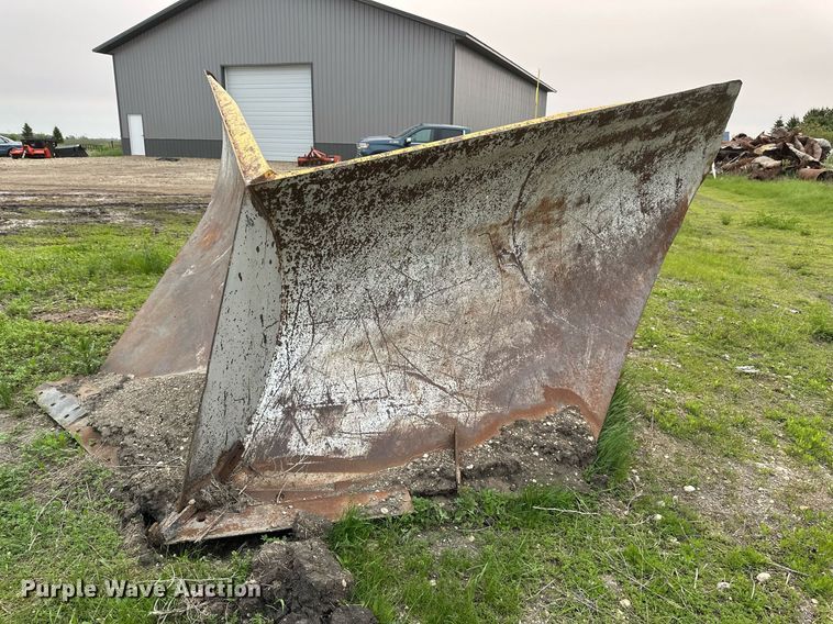 image for item EB2619 2012 Caterpillar 140M2 motor grader