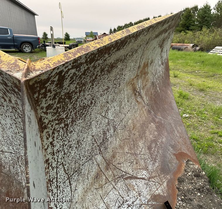 image for item EB2619 2012 Caterpillar 140M2 motor grader