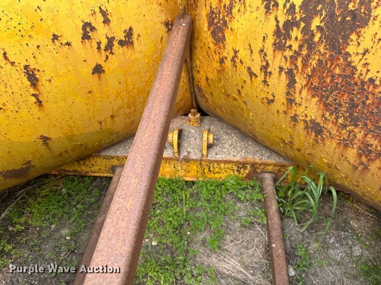 image for item EB2619 2012 Caterpillar 140M2 motor grader