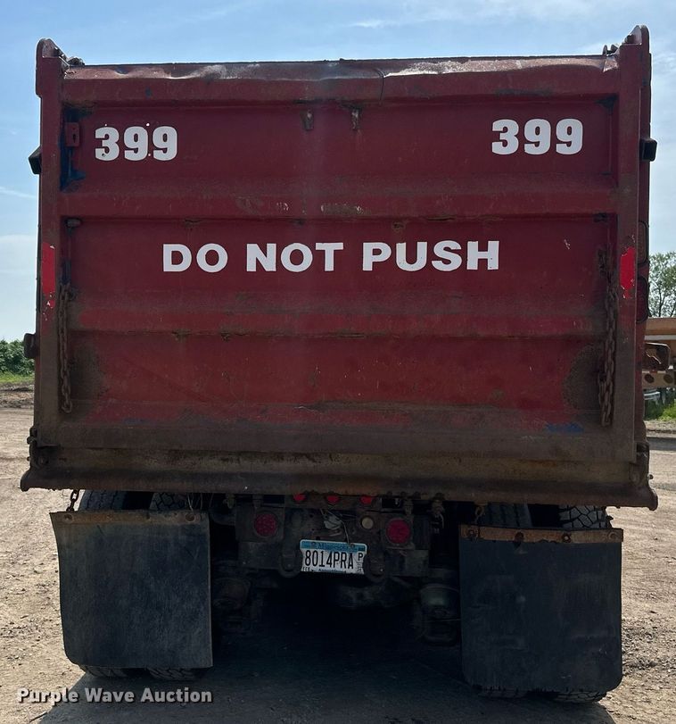 image for item EB2623 1999 Mack CL 713 dump truck