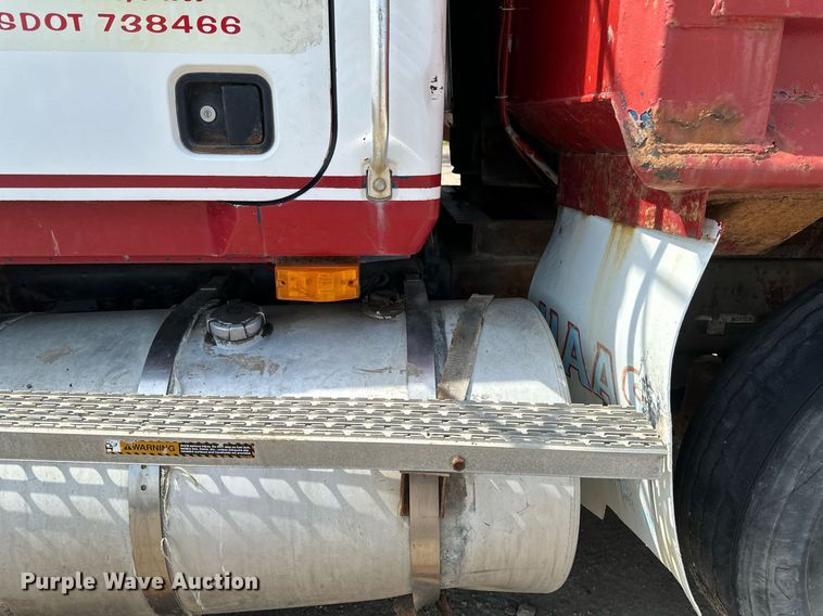 image for item EB2623 1999 Mack CL 713 dump truck