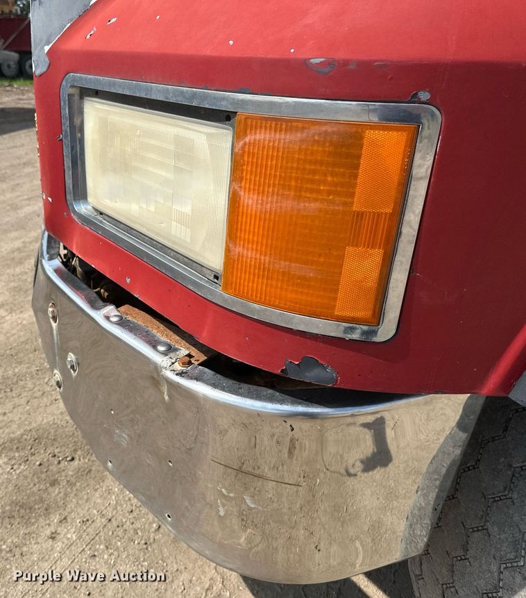 image for item EB2623 1999 Mack CL 713 dump truck