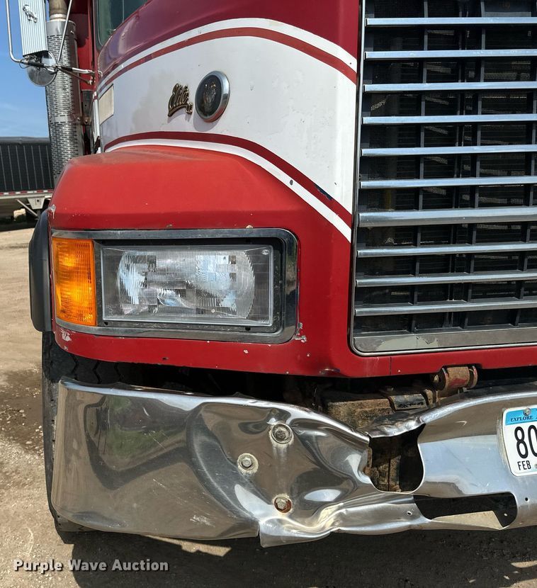 image for item EB2623 1999 Mack CL 713 dump truck