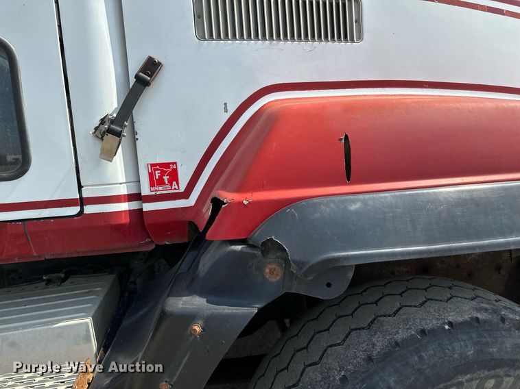 image for item EB2623 1999 Mack CL 713 dump truck