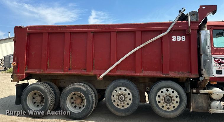 image for item EB2623 1999 Mack CL 713 dump truck