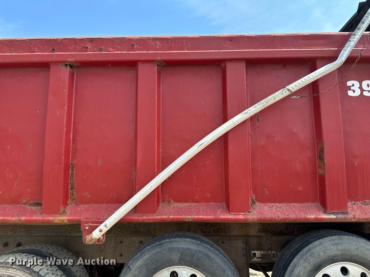 image for item EB2623 1999 Mack CL 713 dump truck