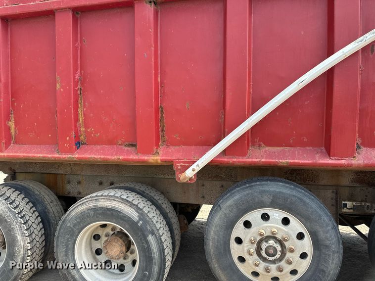 image for item EB2623 1999 Mack CL 713 dump truck