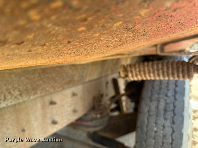 image for item EB2623 1999 Mack CL 713 dump truck