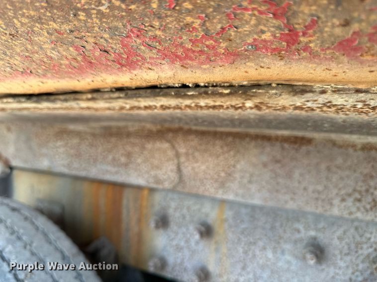 image for item EB2623 1999 Mack CL 713 dump truck