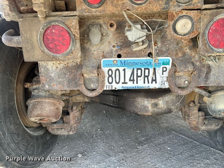 image for item EB2623 1999 Mack CL 713 dump truck