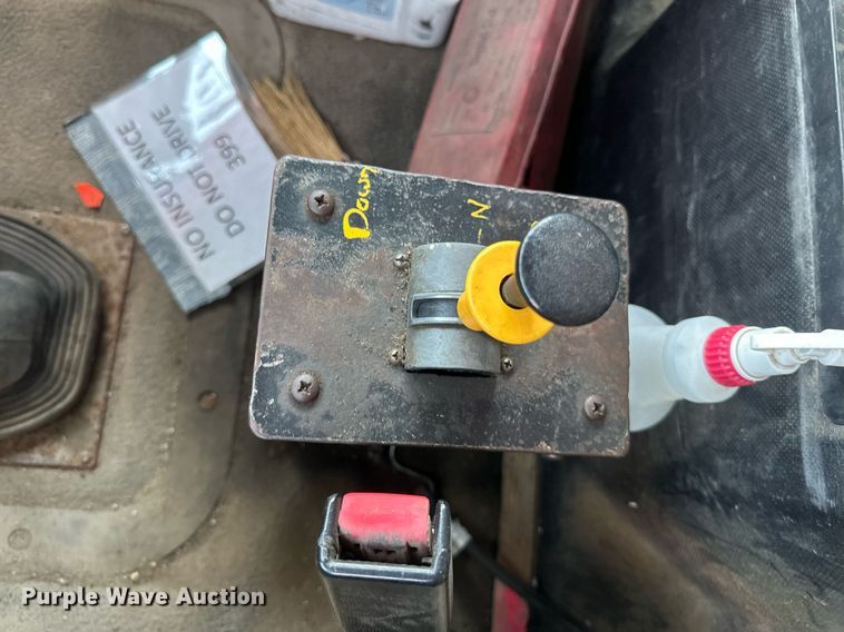 image for item EB2623 1999 Mack CL 713 dump truck