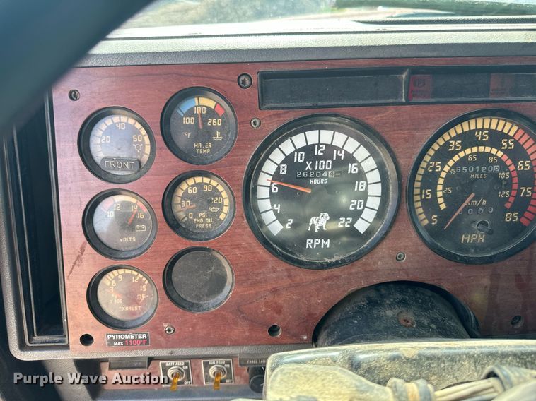 image for item EB2623 1999 Mack CL 713 dump truck