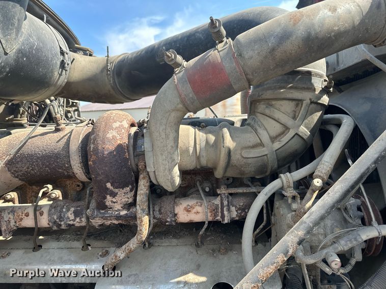 image for item EB2623 1999 Mack CL 713 dump truck