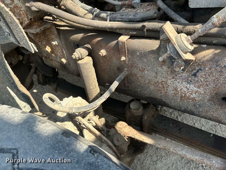 image for item EB2623 1999 Mack CL 713 dump truck