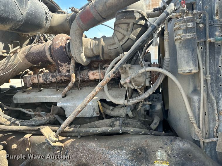 image for item EB2623 1999 Mack CL 713 dump truck