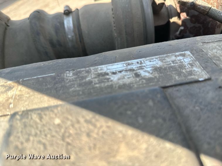 image for item EB2623 1999 Mack CL 713 dump truck