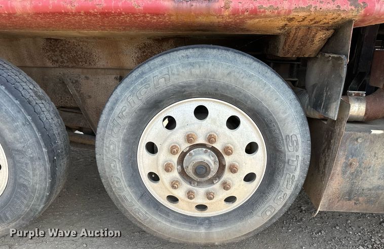 image for item EB2623 1999 Mack CL 713 dump truck