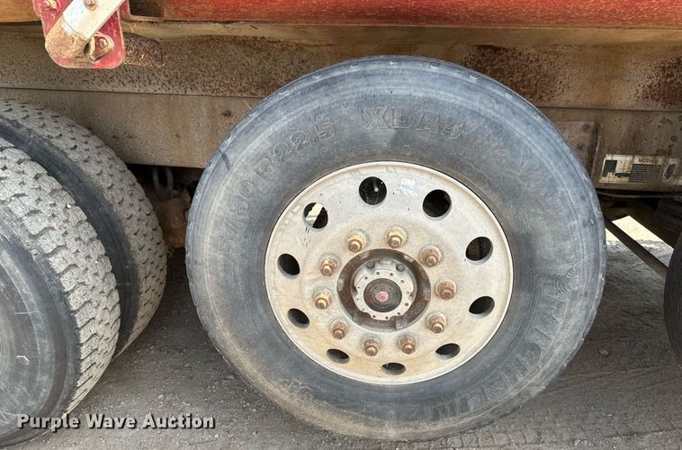 image for item EB2623 1999 Mack CL 713 dump truck