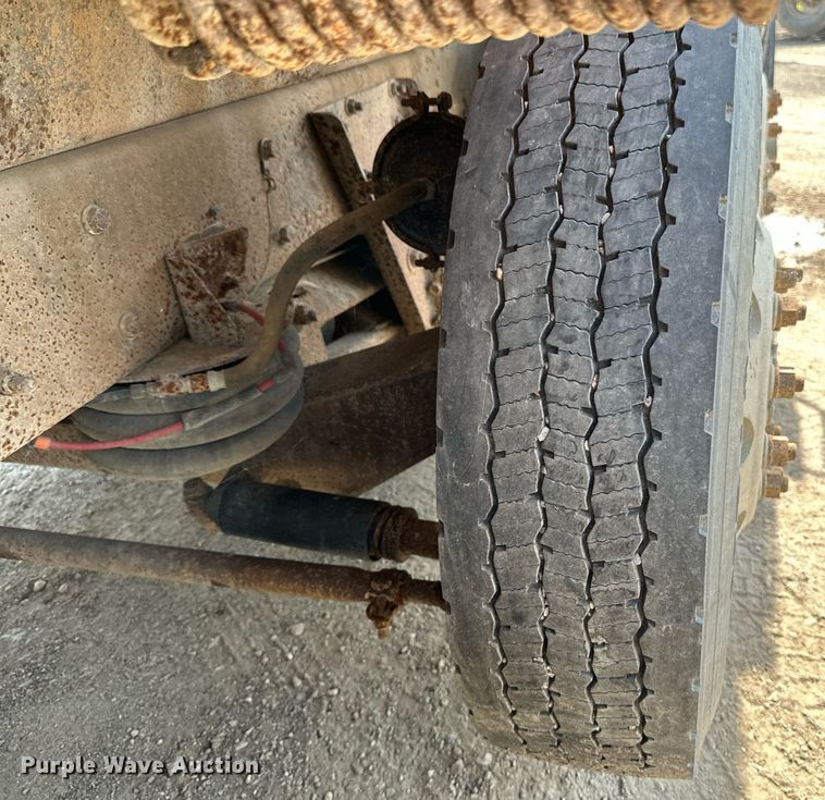 image for item EB2623 1999 Mack CL 713 dump truck