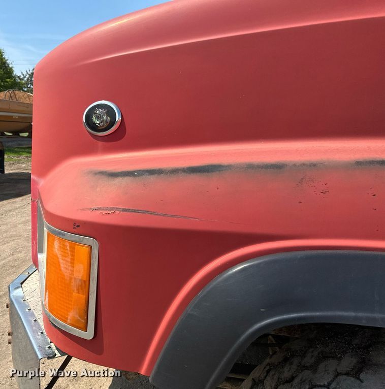 image for item EB2624 2000 Mack CL713 dump truck