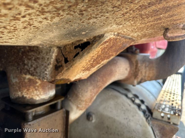 image for item EB2624 2000 Mack CL713 dump truck