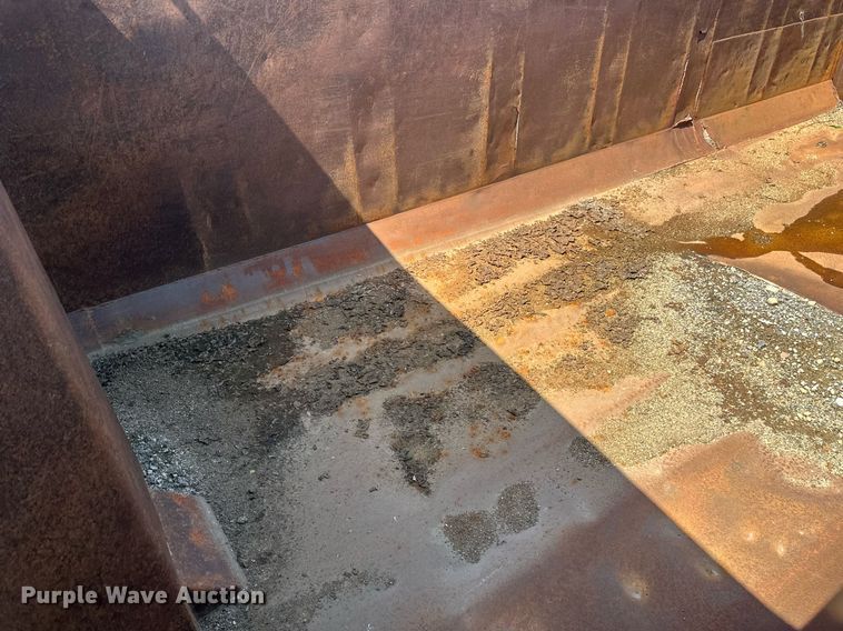 image for item EB2624 2000 Mack CL713 dump truck