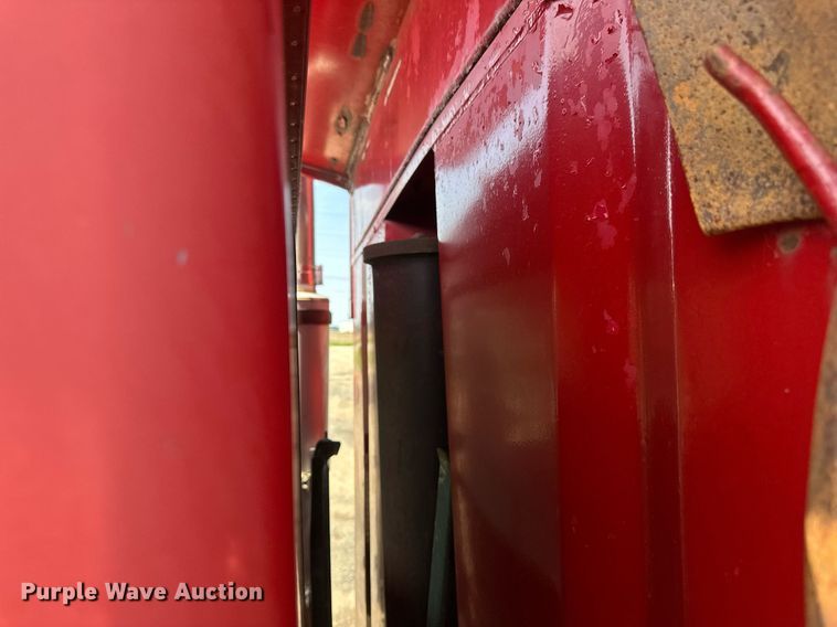 image for item EB2624 2000 Mack CL713 dump truck