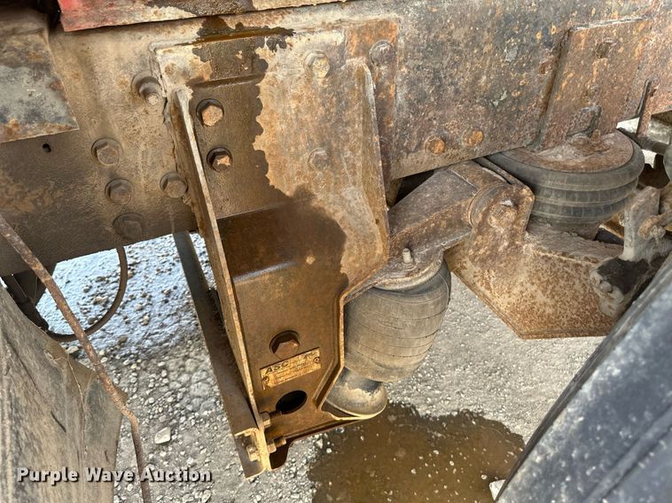 image for item EB2624 2000 Mack CL713 dump truck