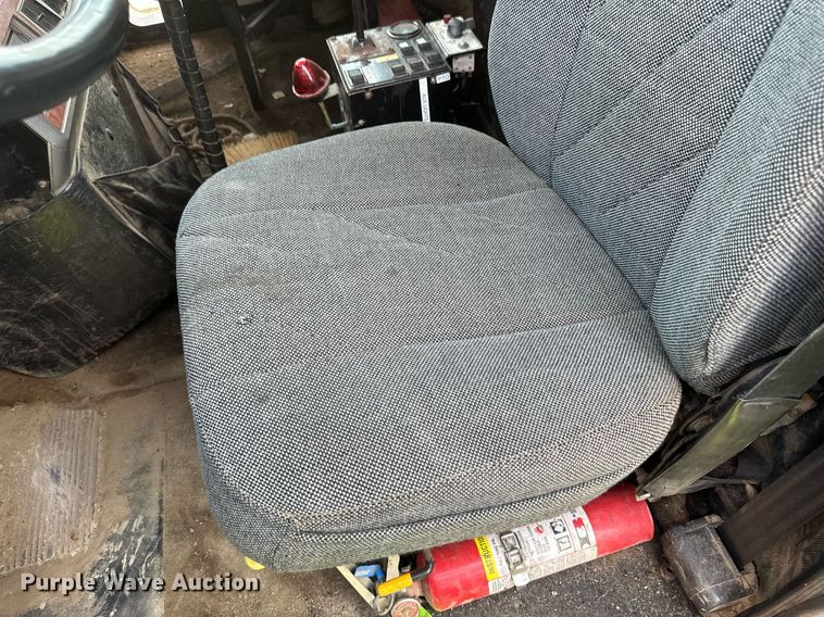 image for item EB2624 2000 Mack CL713 dump truck