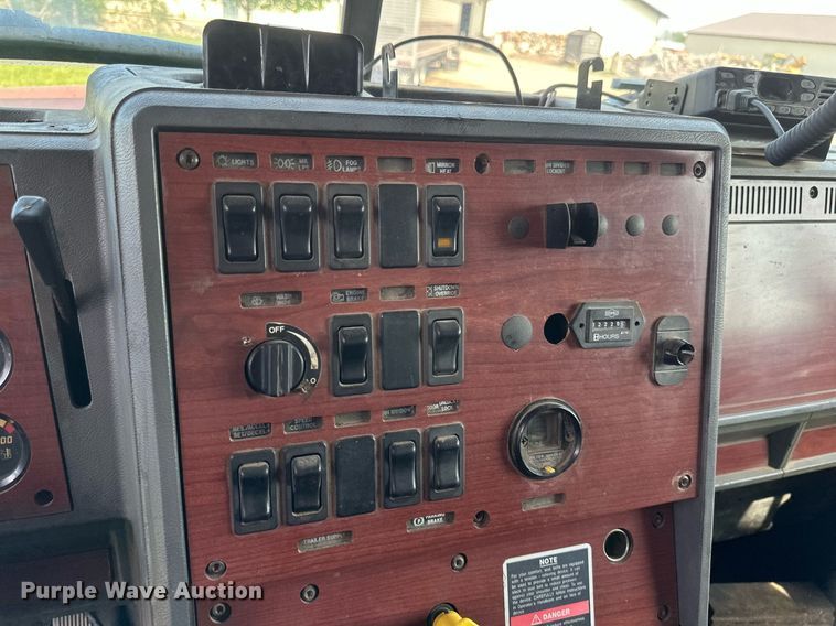 image for item EB2624 2000 Mack CL713 dump truck