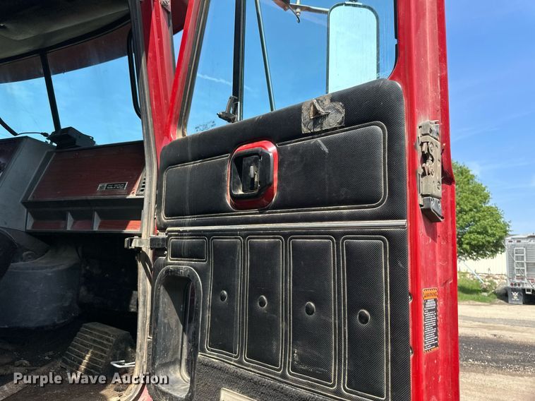 image for item EB2624 2000 Mack CL713 dump truck