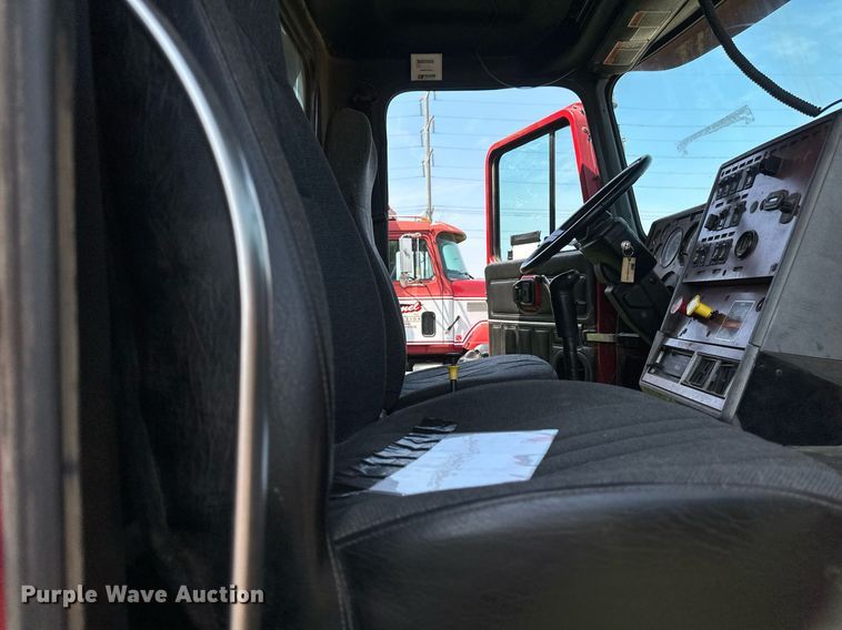 image for item EB2624 2000 Mack CL713 dump truck