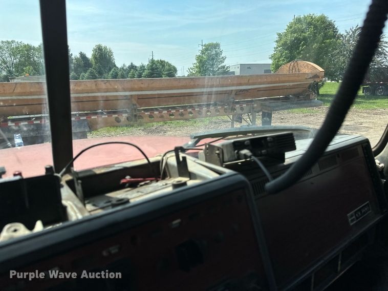 image for item EB2624 2000 Mack CL713 dump truck