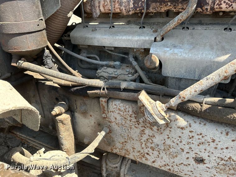 image for item EB2624 2000 Mack CL713 dump truck