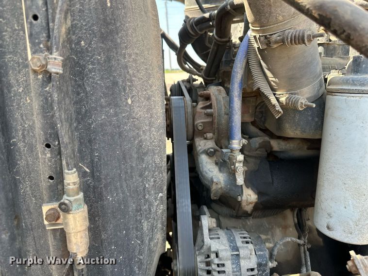 image for item EB2624 2000 Mack CL713 dump truck