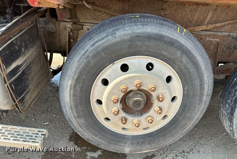 image for item EB2624 2000 Mack CL713 dump truck