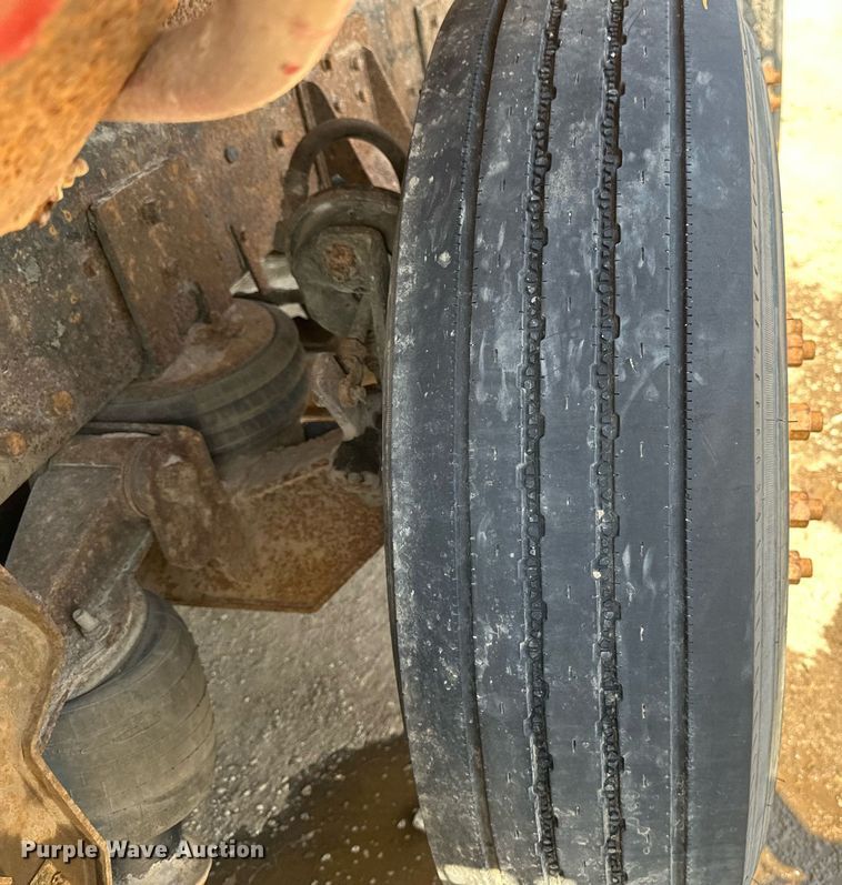 image for item EB2624 2000 Mack CL713 dump truck