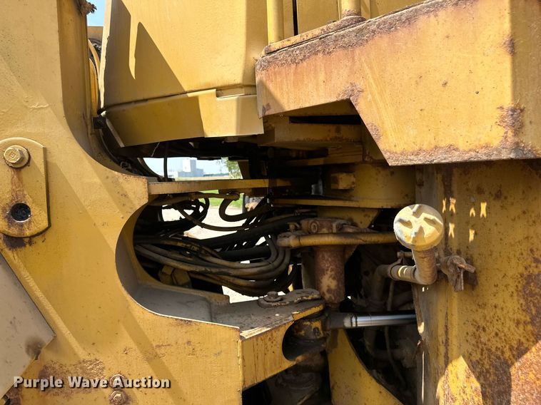 image for item EB2625 1992 Caterpillar 950F wheel loader