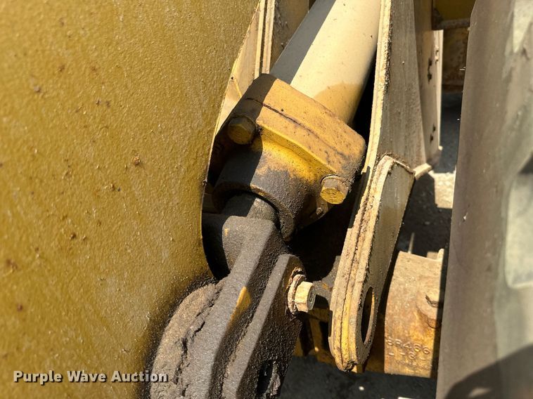 image for item EB2625 1992 Caterpillar 950F wheel loader