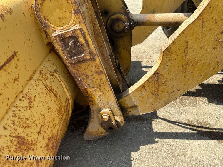 image for item EB2625 1992 Caterpillar 950F wheel loader