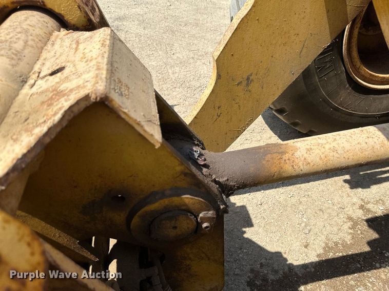 image for item EB2625 1992 Caterpillar 950F wheel loader